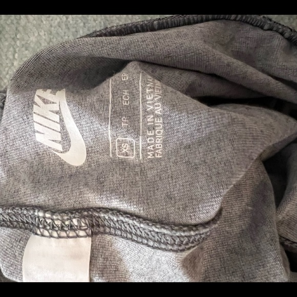 nike leggings - Picture 3 of 3